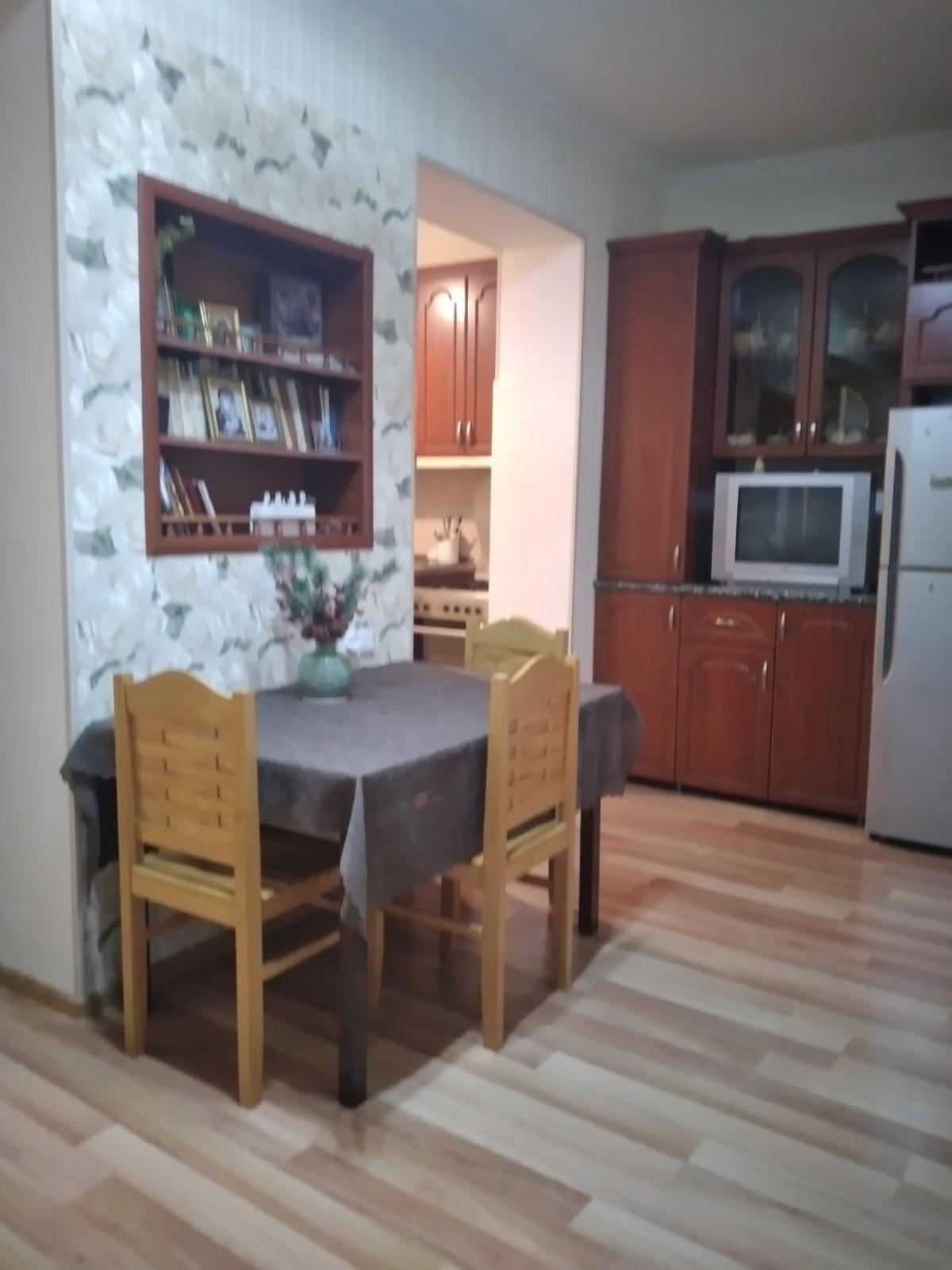קוטאיסי Izi'S Cozy Apartment מראה חיצוני תמונה